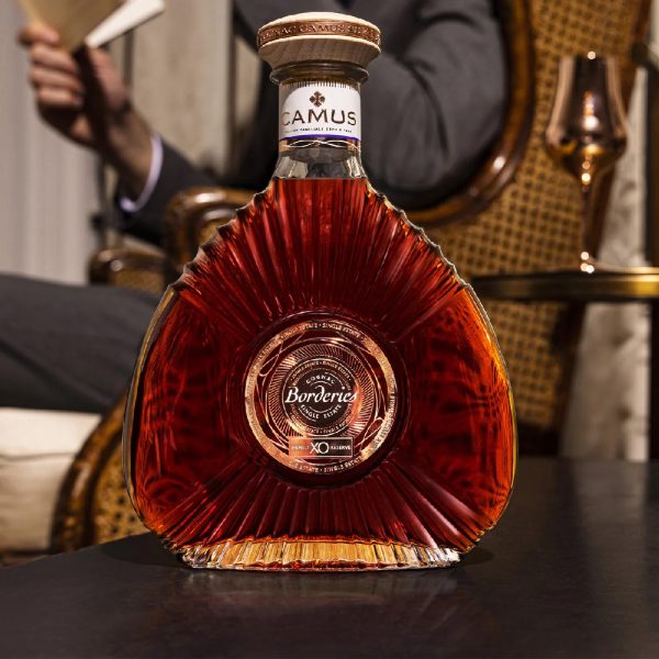 CAMUS XO Borderies Family Reserve Single Estate 0,7l (dėž.) 3