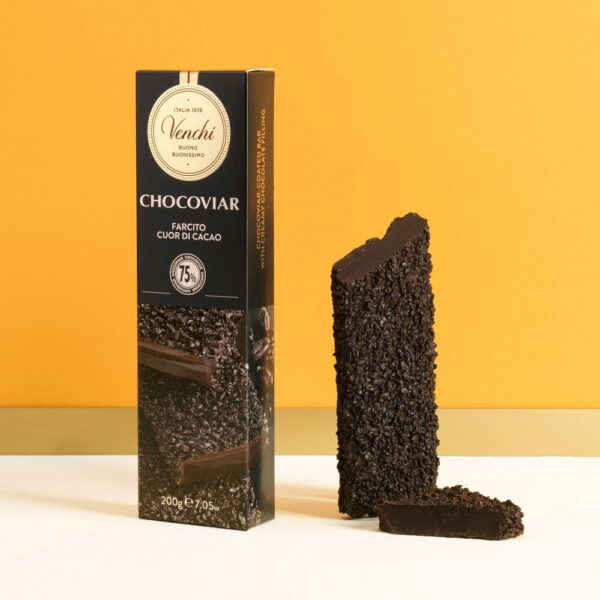 VENCHI-Chocoviar-Coated-plytelė-su-kreminiu-šokolado-įdaru,-aplieta-juod.-šokoladu-ir-apibarstyta-juod VENCHI Chocoviar Coated plytelė su kreminiu šokolado įdaru, aplieta juod. šokoladu