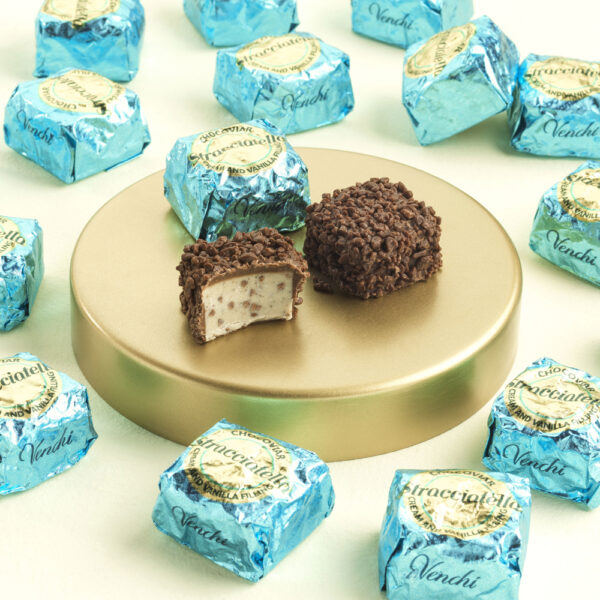 Venchi-Pik&Mix-saldainis-Chocoviar-Straciatela-su-grietinele-ir-sokolado-gabaliukais