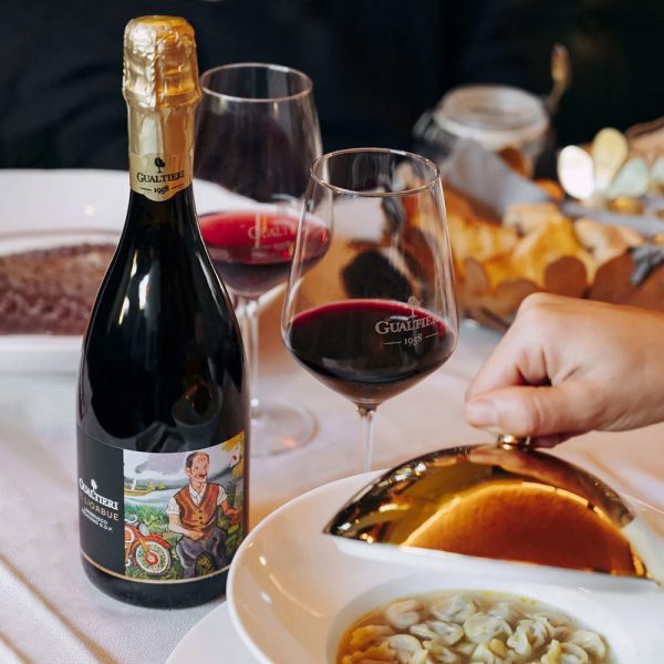 Gualtieri Il Ligabue Lambrusco rosso raudonas putojantis vynas