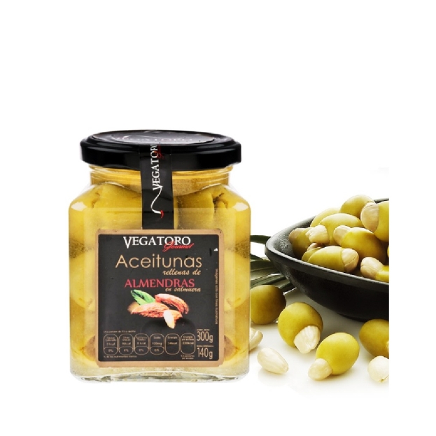 VEGATORO Pitted Gordal Rellena Olives alyvuogės su migdolais 340g 140g VEGATORO Pitted Gordal Rellena Olives alyvuogės su migdolais 340g 140g