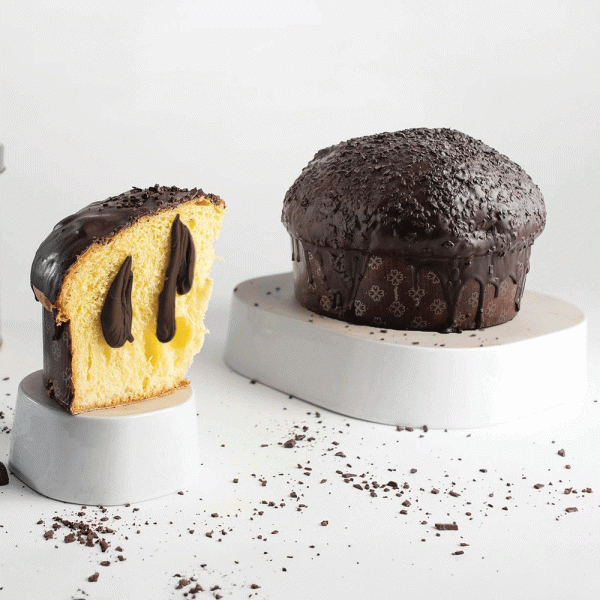 iMORI panettone Modica su juodojo šokolado kremu